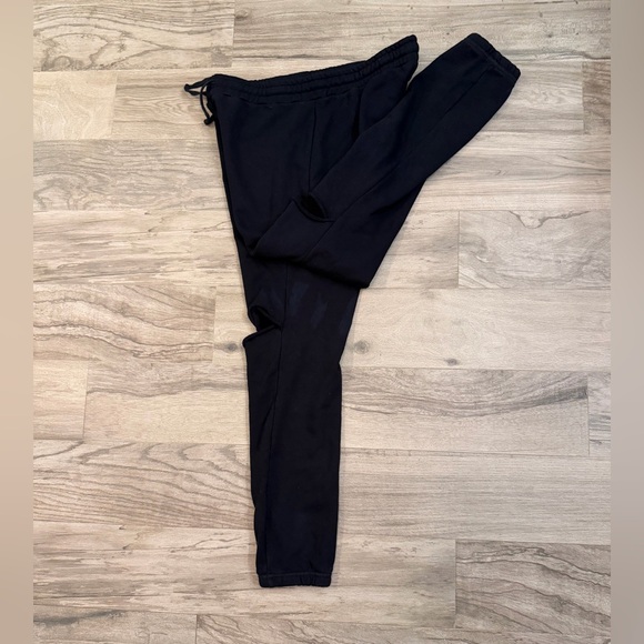 Michael Lauren Black Joggers with Knee Cutouts Size Large - Picture 5 of 5